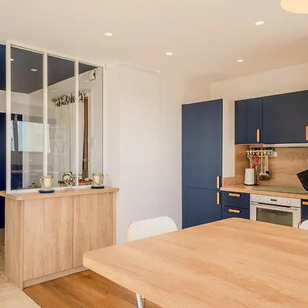Apartment Avec Terrasse Et Vue *