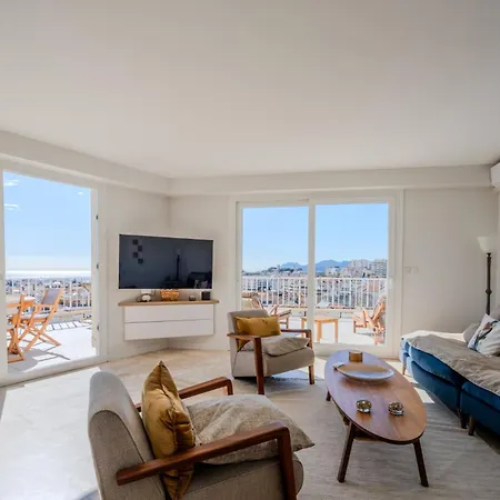 Apartment Avec Terrasse Et Vue *