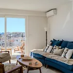 Avec Terrasse Et Vue Cannes