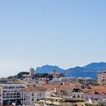 Avec Terrasse Et Vue Appartement