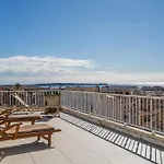 Avec Terrasse Et Vue Cannes